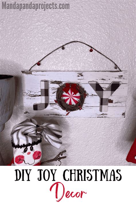 DIY JOY Christmas Sign - Manda Panda Projects