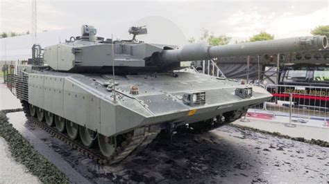 DEFENSE STUDIES: Singapore Denies Leopard 2A7 Acquisition, but Questions Remain Over Anomalies