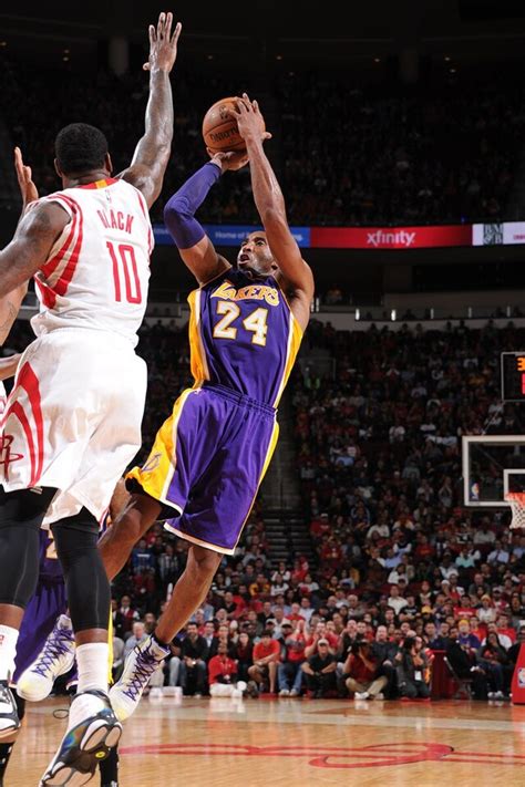 Photos: Lakers vs. Rockets (11/19/14) Photo Gallery | NBA.com