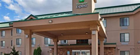 Holiday Inn Express Hotel & Suites Vernon, Vernon - HotelTonight