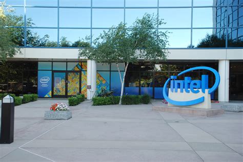 Intel Museum Refresh by Chris Radovich at Coroflot.com