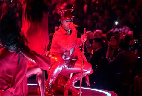 Singer Sam Smith labeled ‘satanic’ following fiery awards show performance: Report - silive.com