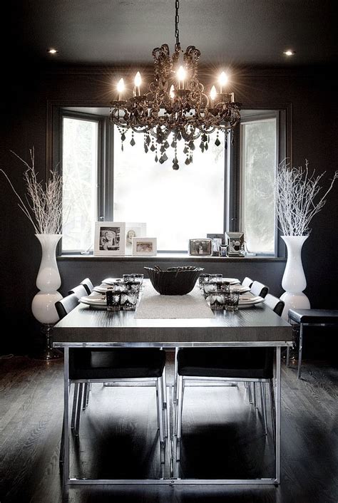 How to Use Black to Create a Stunning, Refined Dining Room