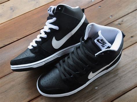 Nike Dunk High Pro SB - Black - White - SneakerNews.com