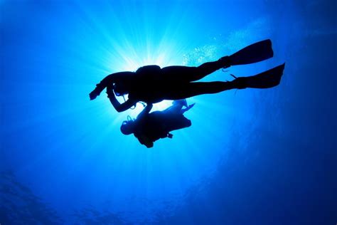 10 reasons to do the PADI Advanced Open Water Diver course | Atlas & Boots