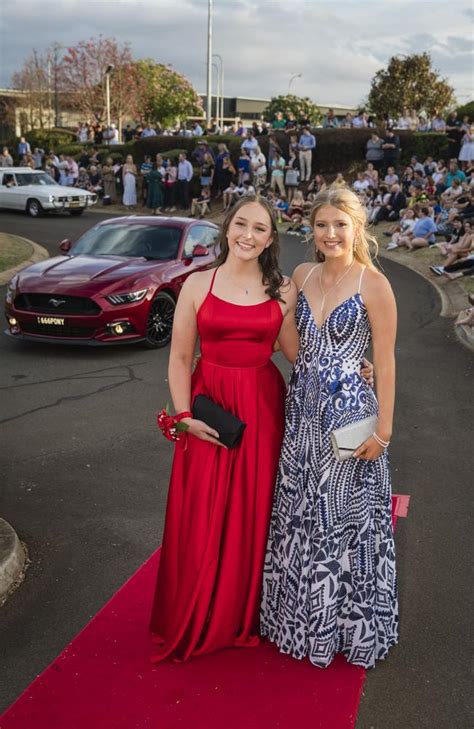 Harristown State High School Year 12 formal for 2023 | Gallery