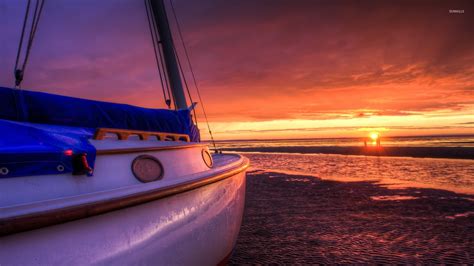 Sailing boat on a sunset beach wallpaper - Photography wallpapers - #35188