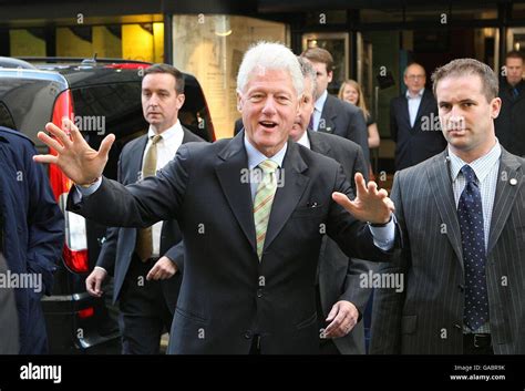 Bill Clinton Book Signing - Giving - London Stock Photo - Alamy