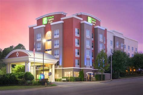 Holiday Inn Express Hotel & Suites Chattanooga Downtown in Chattanooga ...