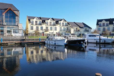 32 Leitrim Marina, Leitrim Village, Leitrim, Co. Leitrim, N41VF86 is ...