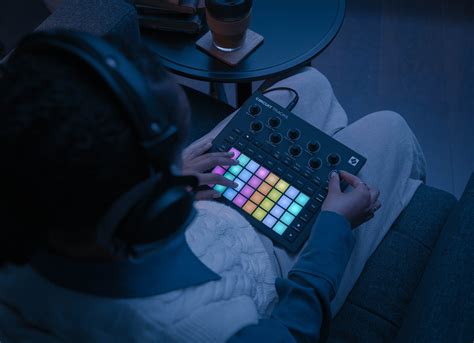 Novation Circuit Tracks: A Portable and Powerful Groovebox for EDM | B&H eXplora