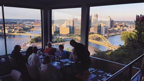 19 Pittsburgh Restaurants With a Spectacular View