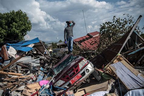 Photos: Earthquake, tsunami strike Indonesian island | CNN