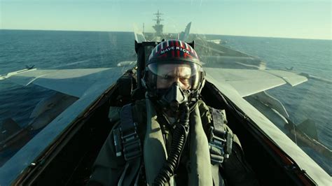 Proof Tom Cruise really flew his own fighter jet in 'Top Gun 2'