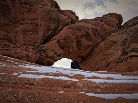 Hiking to Delicate Arch in Winter — The Vanimals