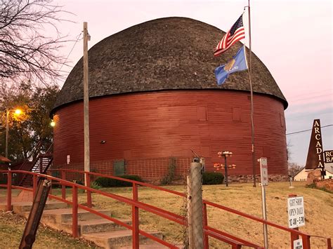 Arcadia Round Barn – Historic66