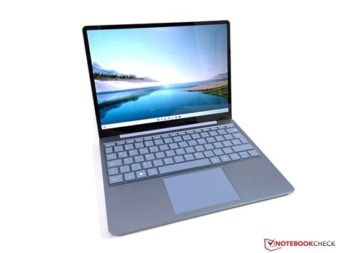 The compact Surface Laptop Go 2 from Microsoft needs a keyboard illumination - NotebookCheck.net ...