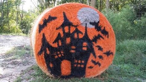 Hay bale art. Fall decor. | Hay bale decorations, Painted hay bales ...