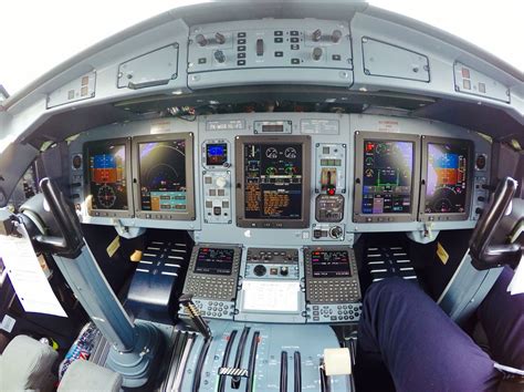 ATR 72-600 cockpit Wings Air | Atr 72, Cockpit, Aircraft