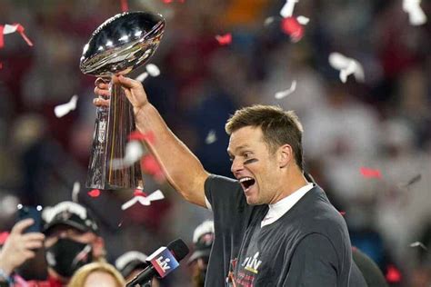 Tom Brady Thinks Super Bowl Ring is 'Most Incredible Ring Ever Made'