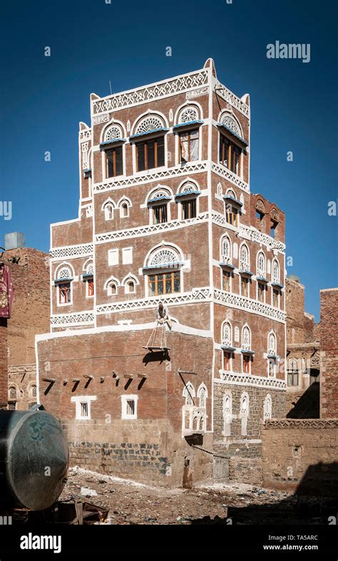 famous traditional architecture heritage buildings view in sanaa city ...