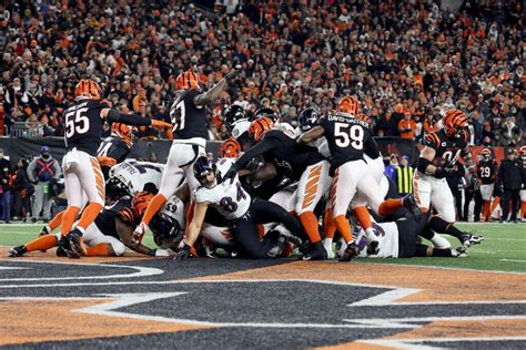 Sam Hubbard’s heroic run: Anatomy of Bengals’ epic, game-changing ...