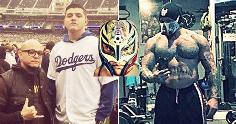 15 Pictures Of An Unmasked Rey Mysterio You Need To See