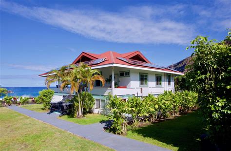 HAWAII BEACHFRONT VACATION HOMES