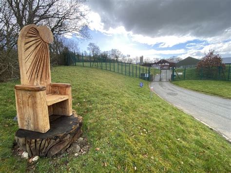 Carved wooden chair © Alan Hughes :: Geograph Britain and Ireland