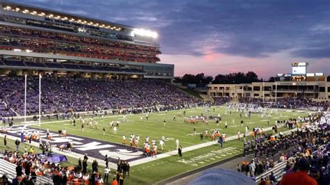 Bill Snyder Family Stadium in Manhattan,KS -The Little Apple Life