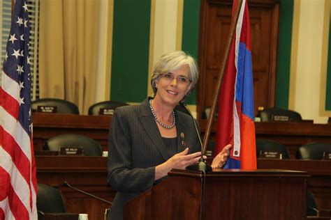 Congresswoman Katherine Clark (MA-5) on the 105th Anniversary of the Armenian Genocide – HyeTert