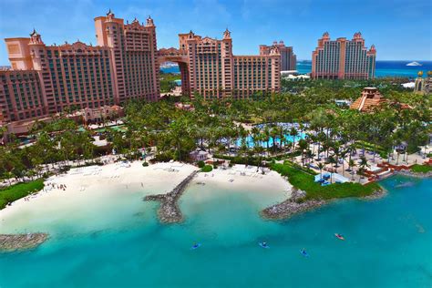 Atlantis vs. Baha Mar: Which Bahamas Resort Is Best for Your Family? | Family Vacation Critic