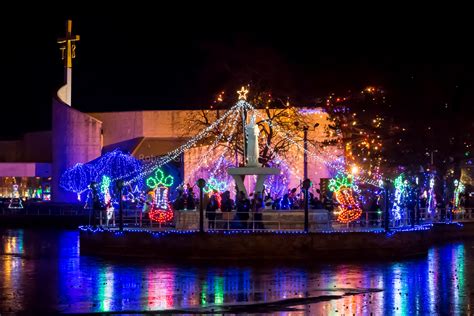 Christmas Light Display at the National Shrine of Our Lady of La Salette Attleboro | Robert ...