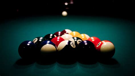 Billiard Balls Playing Wallpaper 28237 - Baltana