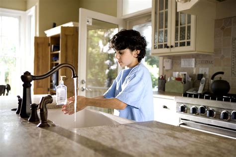 Free picture: young boy, shown, process, washing, hands, kitchen, sink
