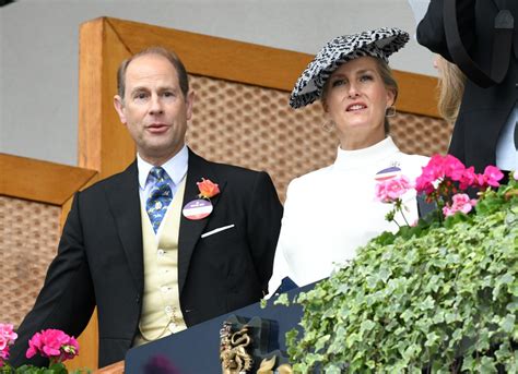 Prince Edward Wedding Photos - Prince Edward And Sophie Wessex Mark ...