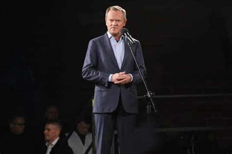 Poland’s Tusk under pressure to make good on social revolution – POLITICO