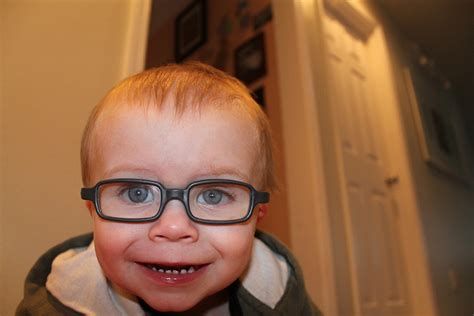 How to take Photos of kids in Glasses - Eye Power Kids Wear