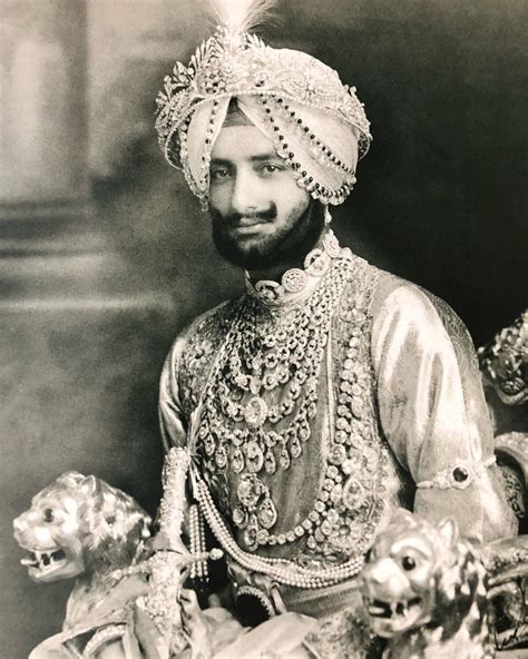 Maharajah Yadavendra Singh of Patiala, c.1938, wearing the Cartier ceremonial necklace ...