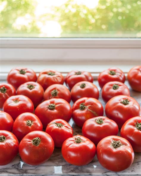 3 Ridiculous Rules for Eating Tomatoes | Kitchn