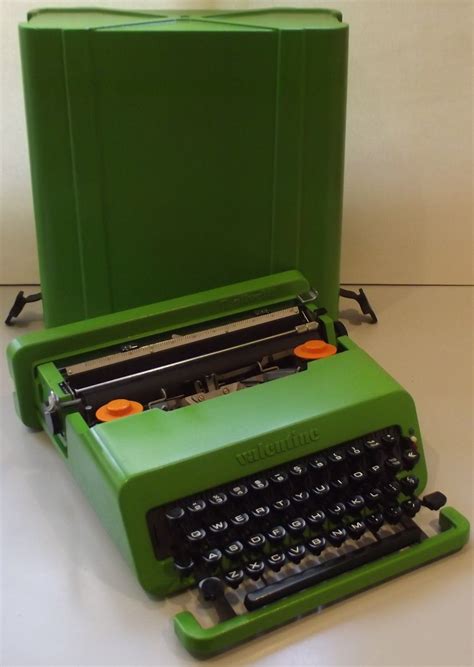 Green Olivetti Valentine, Ettore Sottsass, 1969 | Vintage typewriters ...