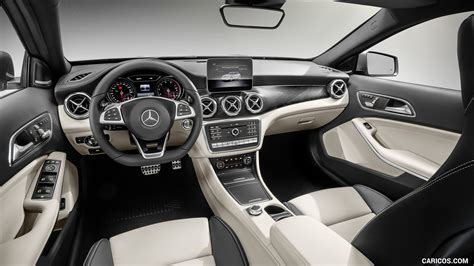 2018 Mercedes-Benz GLA 250 4MATIC AMG Line - Interior, Cockpit | HD Wallpaper #33