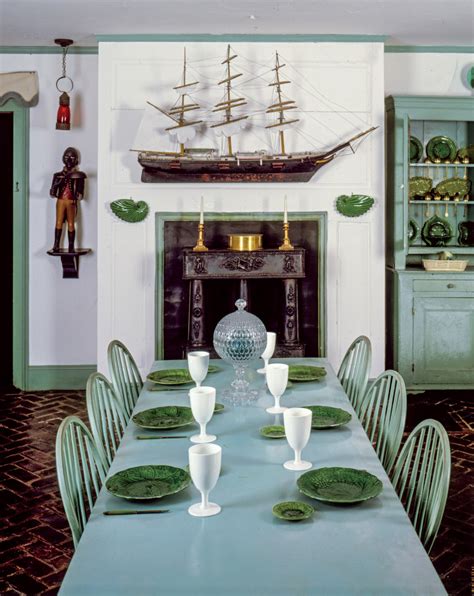 The Colonial Revival Interior - Period Homes