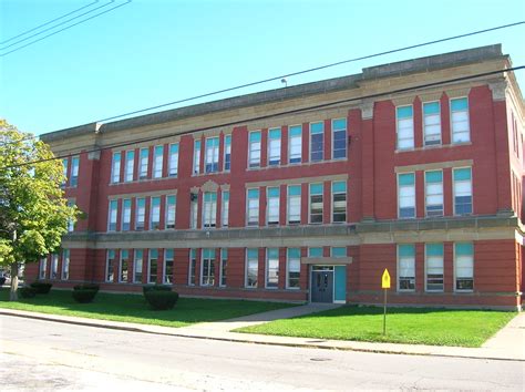 092207 Lorain High School #2--Lorain, Ohio (1) | Aaron Turner | Flickr