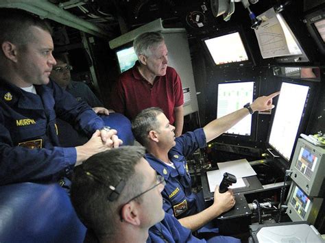 Step Aboard The Navy's $2.4 Billion Virginia-Class Nuclear Submarine | Nuclear submarine ...