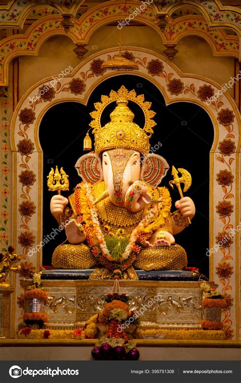 Dagdusheth Ganpati Ganesha Idol Pune Maharashtra Hindistan | Stok ...