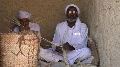 Egypt's Berber speakers cling to language in isolated oasis | AFP - YouTube