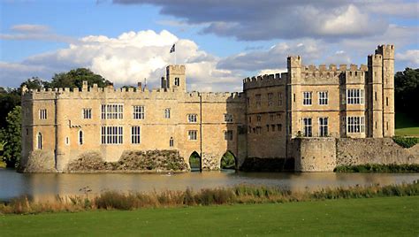 Leeds Castle: 'The World's Loveliest Castle'; A Photographic Essay ...