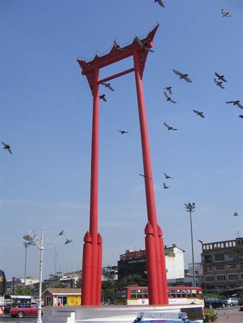 Giant Swing | Bangkok Attractions | Viet Holiday Travel