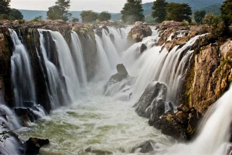 15 Incredible Natural Wonders in India